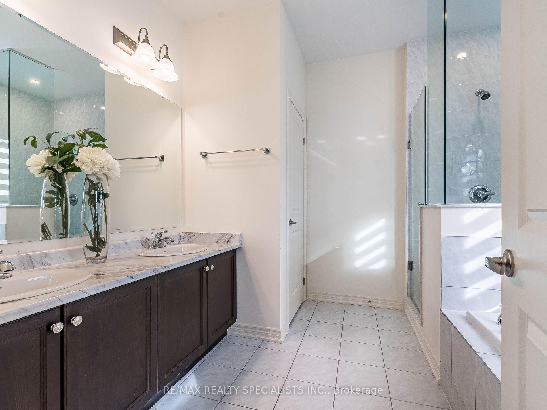 Photo 24 of 23 Matterhorn Road, Brampton, Northwest Brampton — HOMEH