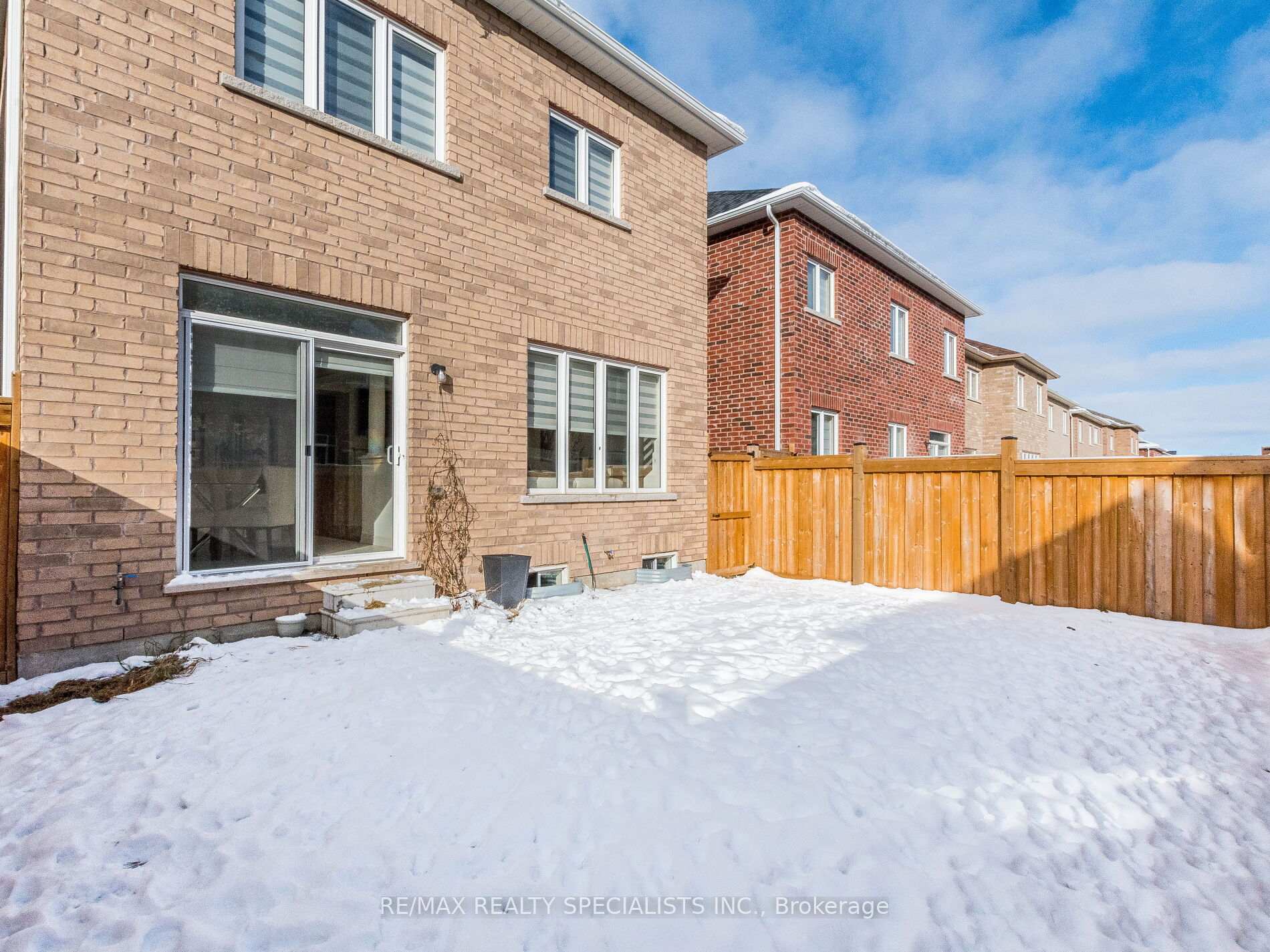 Photo 29 of 23 Matterhorn Road, Brampton, Northwest Brampton — HOMEH