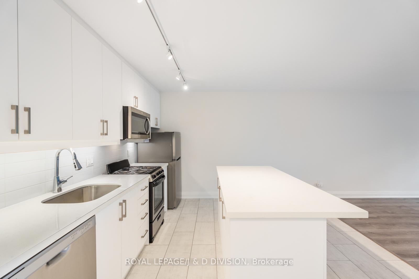 Photo 6 of Unit 26, 494 Avenue Road, Toronto, Forest Hill South — HOMEH