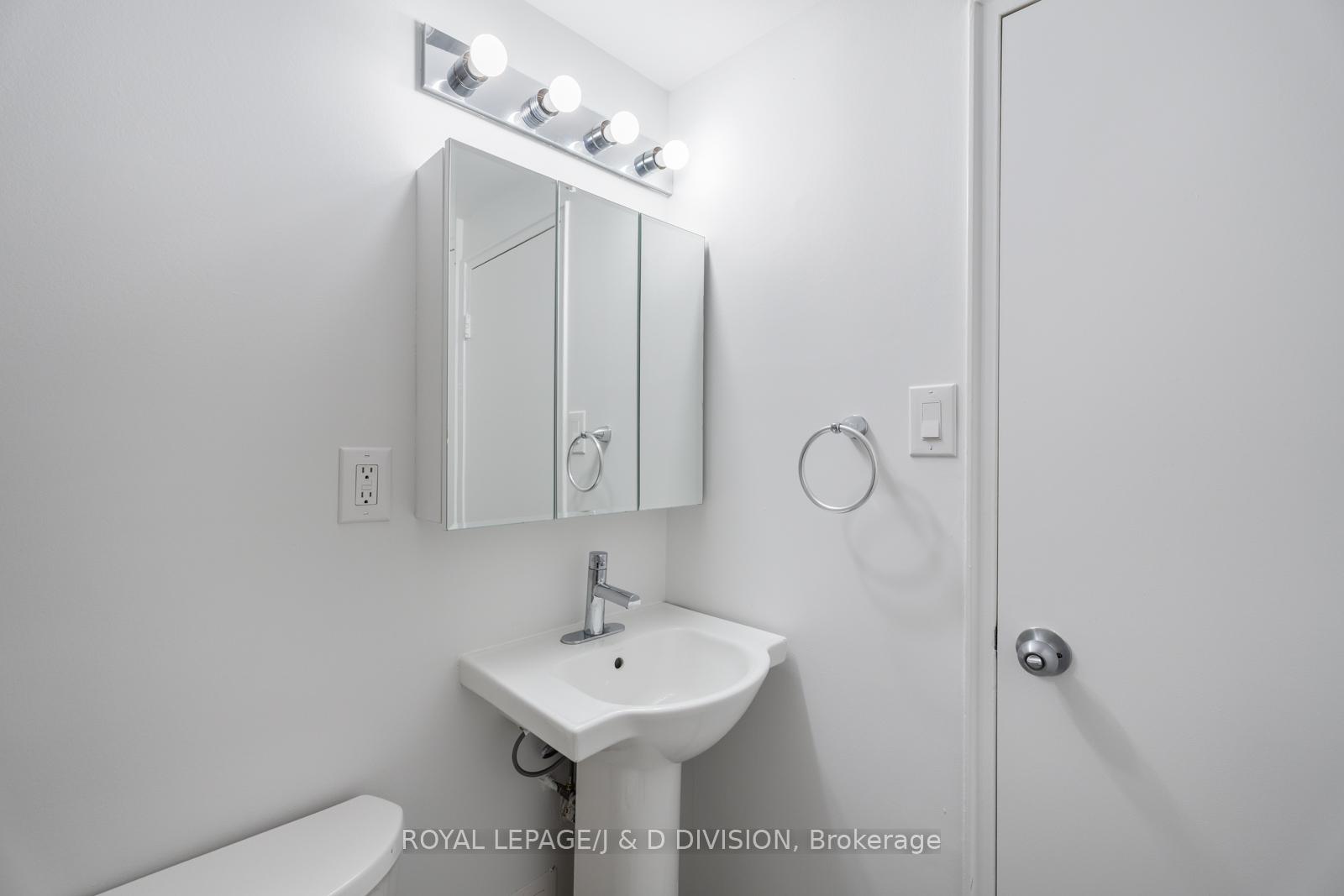 Photo 16 of Unit 26, 494 Avenue Road, Toronto, Forest Hill South — HOMEH