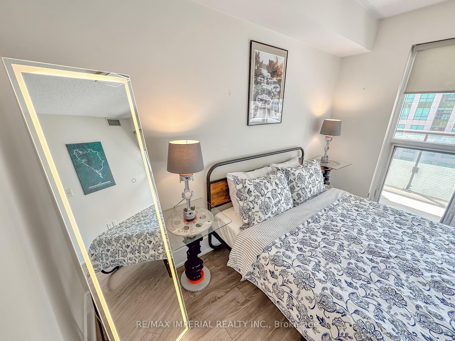 Photo 17 of Unit 901, 300 Front Street, Toronto, Waterfront Communities — HOMEH