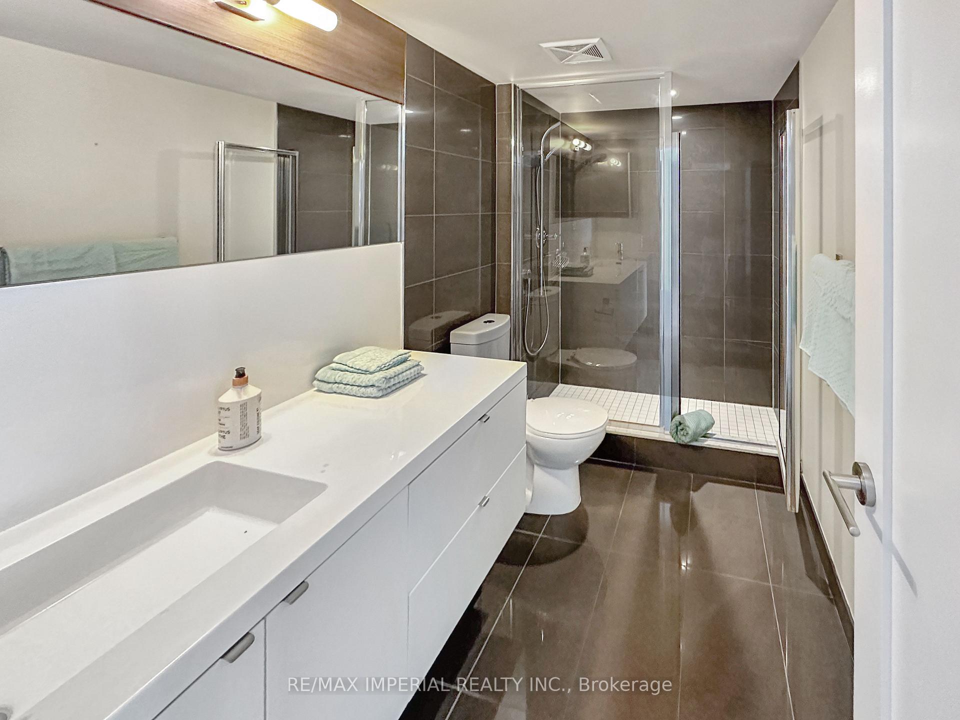 Photo 44 of Unit 901, 300 Front Street, Toronto, Waterfront Communities — HOMEH