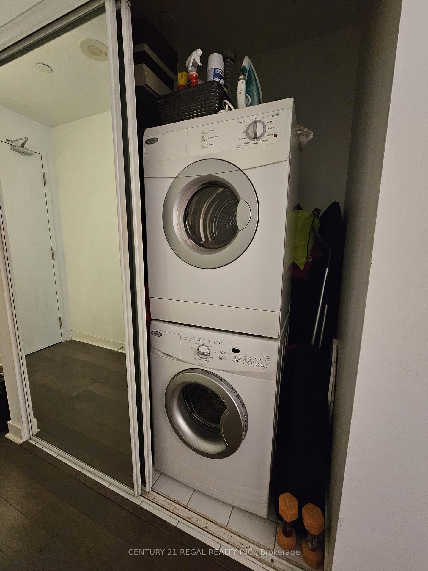 Photo 3 of Unit 1008, 58 Orchard View Boulevard, Toronto, Yonge-Eglinton — HOMEH