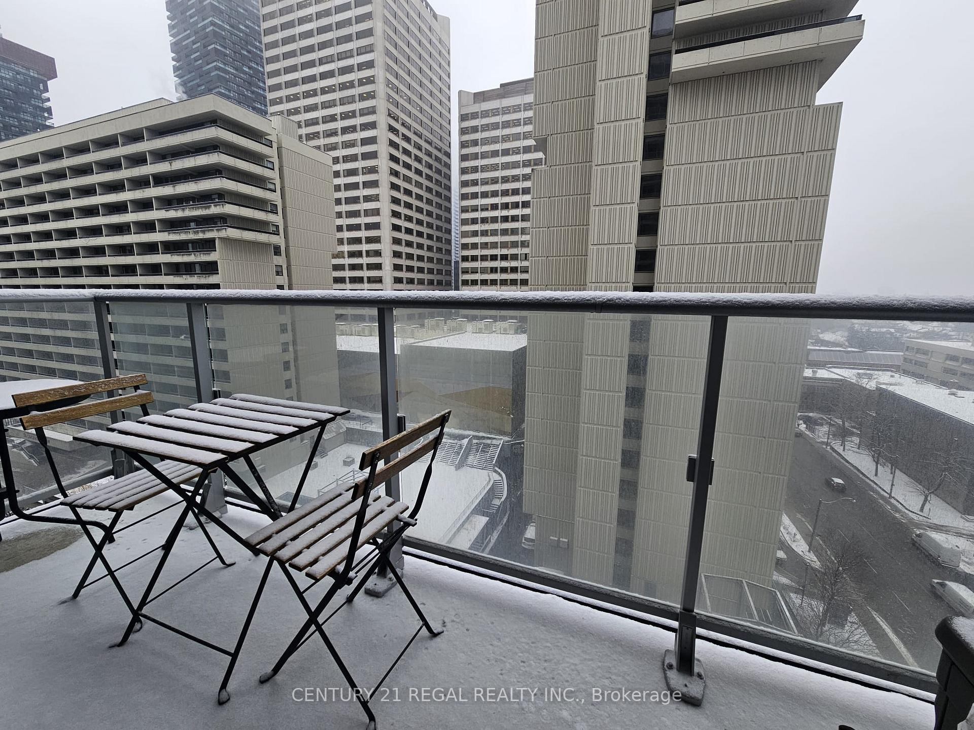 Photo 13 of Unit 1008, 58 Orchard View Boulevard, Toronto, Yonge-Eglinton — HOMEH
