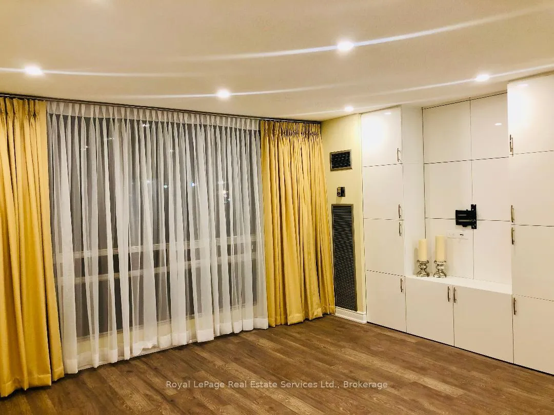Photo 1 of Unit 105, 2185 Marine Drive, Oakville, Bronte — HOMEH