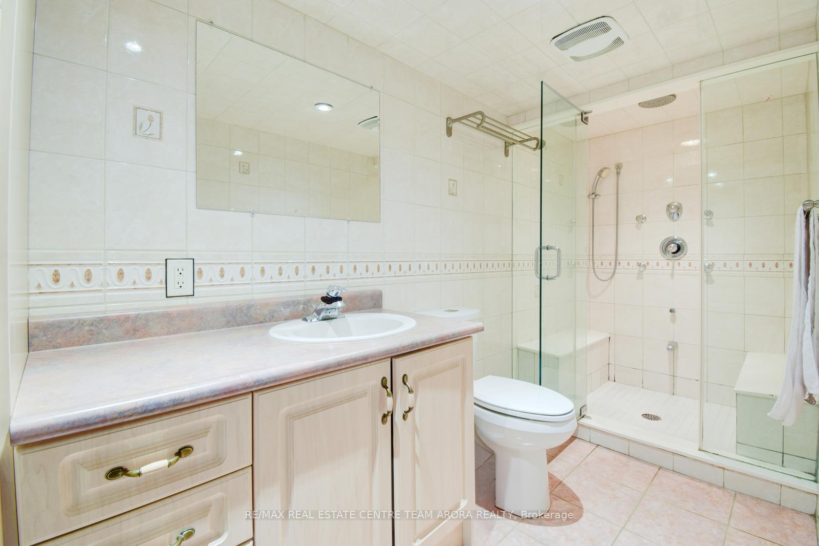 Photo 35 of 6 Champion Court, Brampton, Credit Valley — HOMEH
