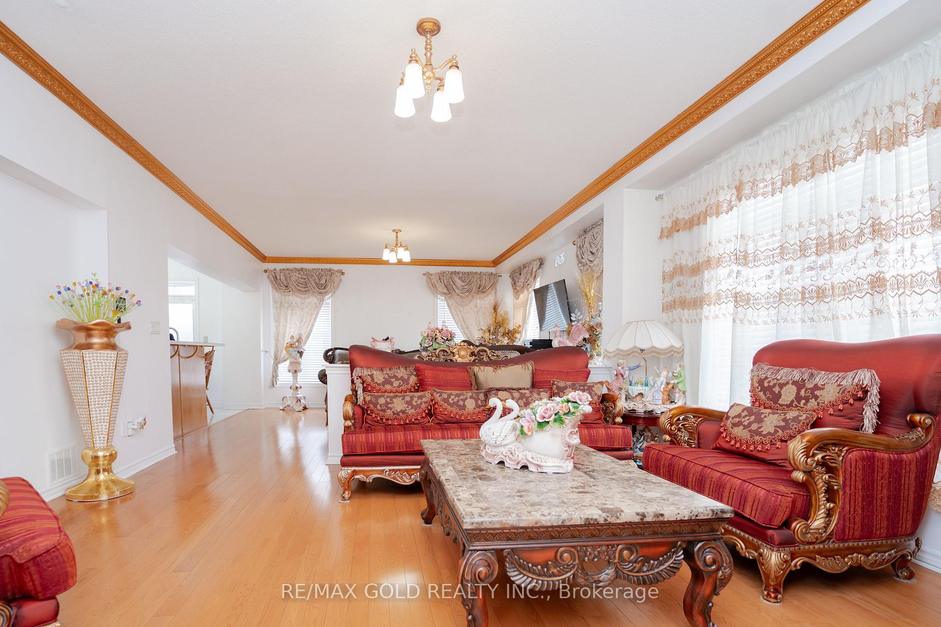 Photo 9 of 2 Pathmaster Road, Brampton, Bram East — HOMEH