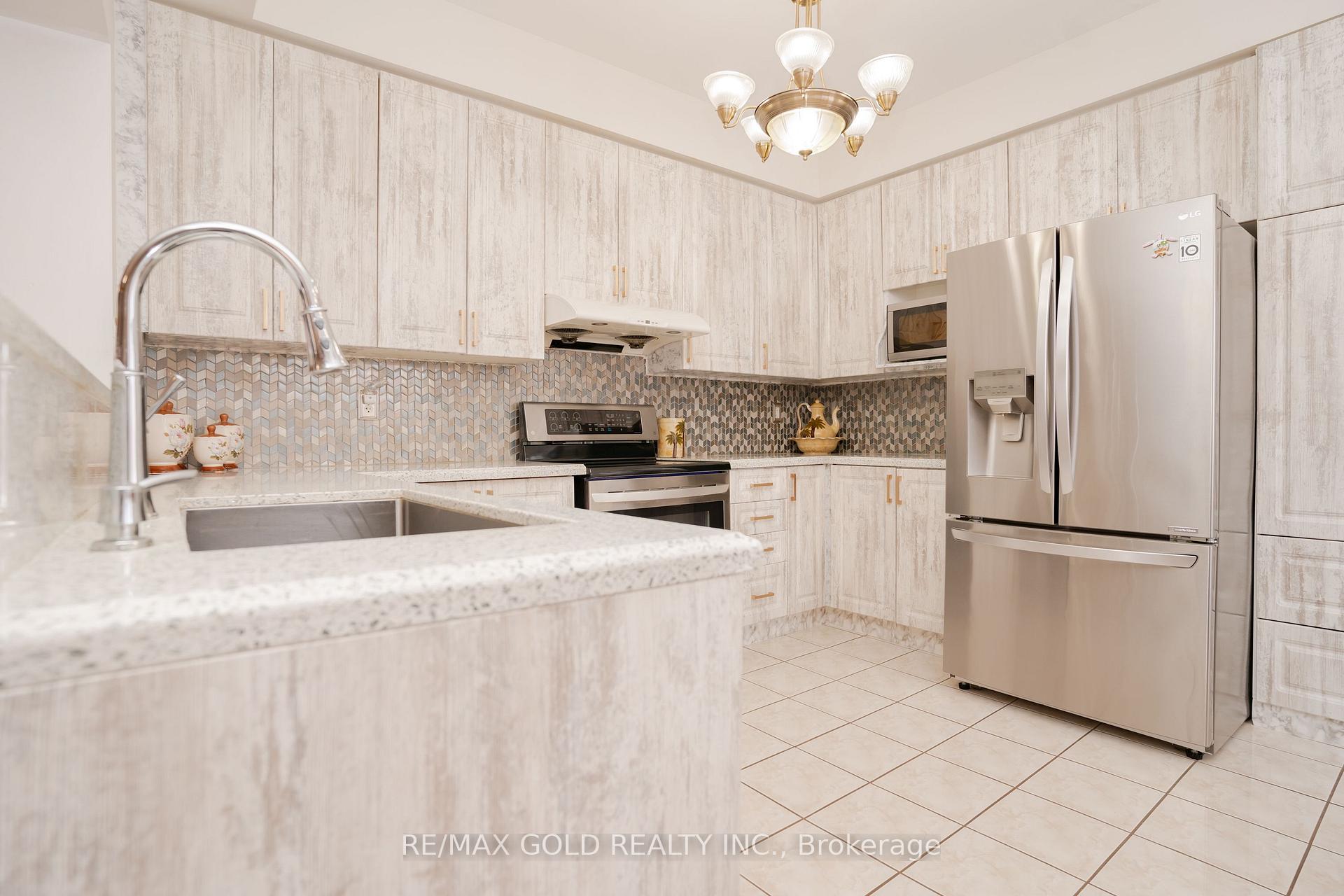 Photo 17 of 2 Pathmaster Road, Brampton, Bram East — HOMEH