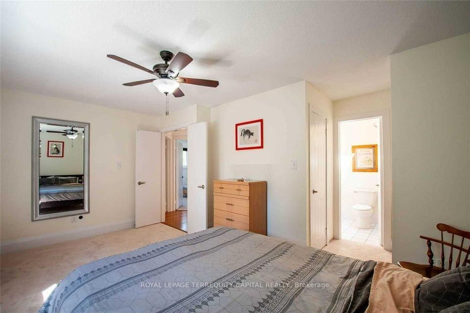 Photo 3 of Unit Upper, 45 Mapleton Avenue, Barrie, Holly — HOMEH