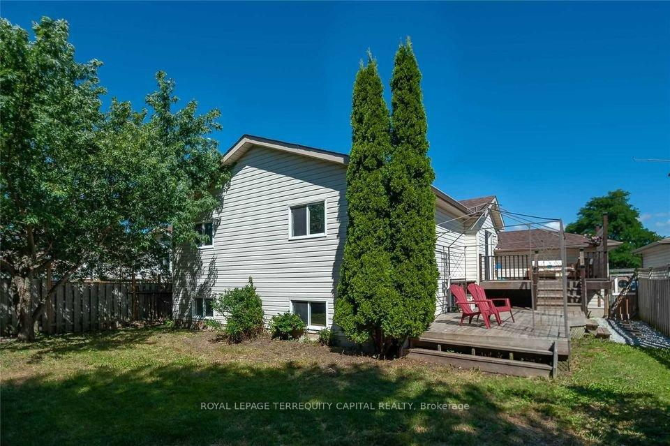 Photo 7 of Unit Upper, 45 Mapleton Avenue, Barrie, Holly — HOMEH