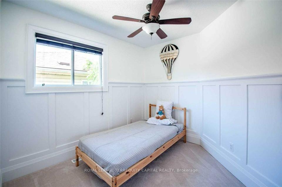 Photo 13 of Unit Upper, 45 Mapleton Avenue, Barrie, Holly — HOMEH