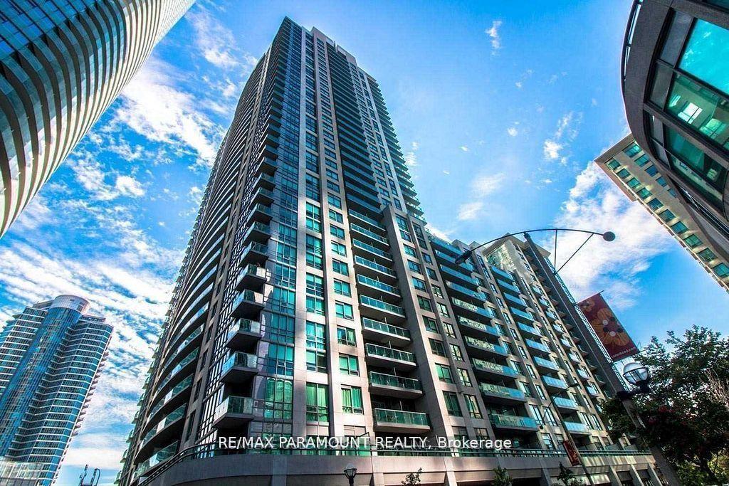 Front of Unit 3803, 19 Grand Trunk Crescent