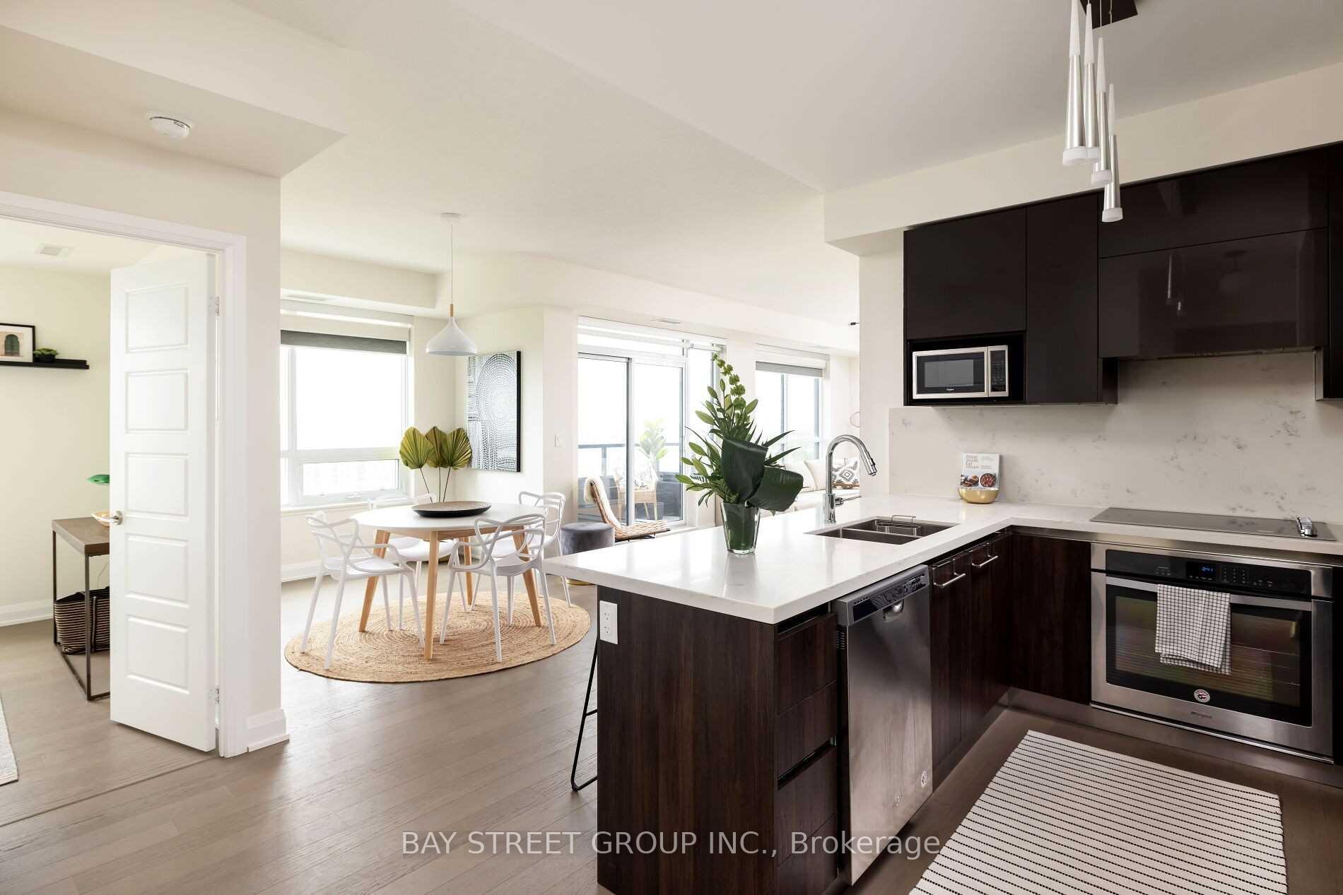 Photo 2 of Unit 1708, 15 Water Walk Drive, Markham, Unionville — HOMEH