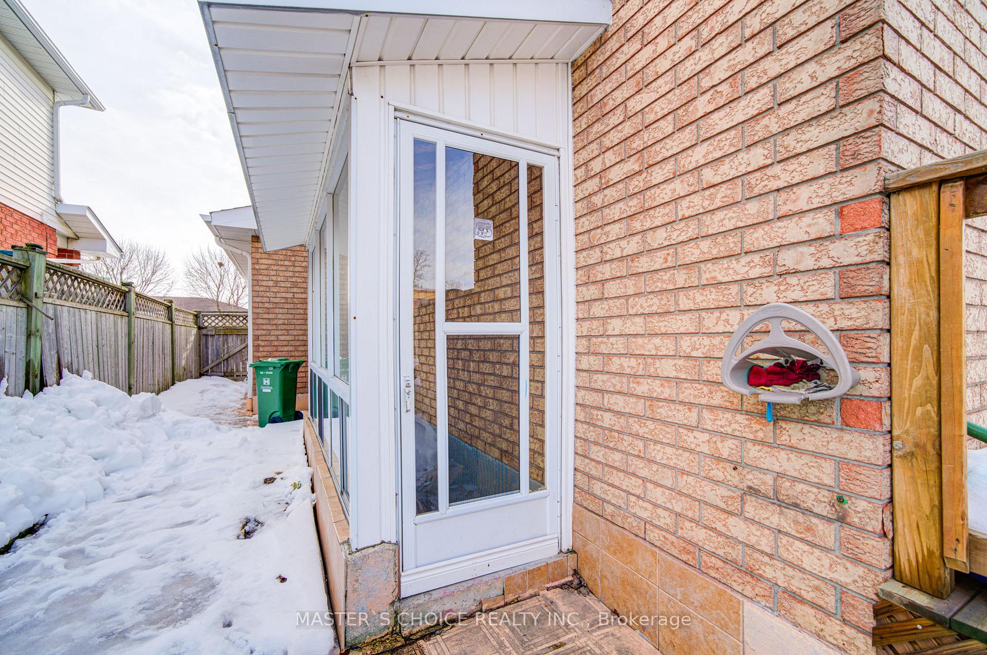 Photo 79 of 27 Fano Drive, Hamilton, Butler — HOMEH