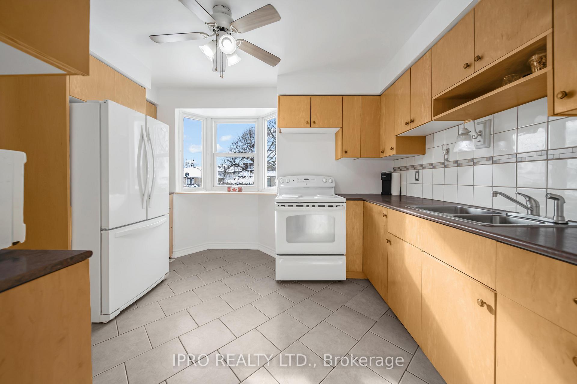 Photo 11 of 14 Tindale Road, Brampton, Madoc — HOMEH