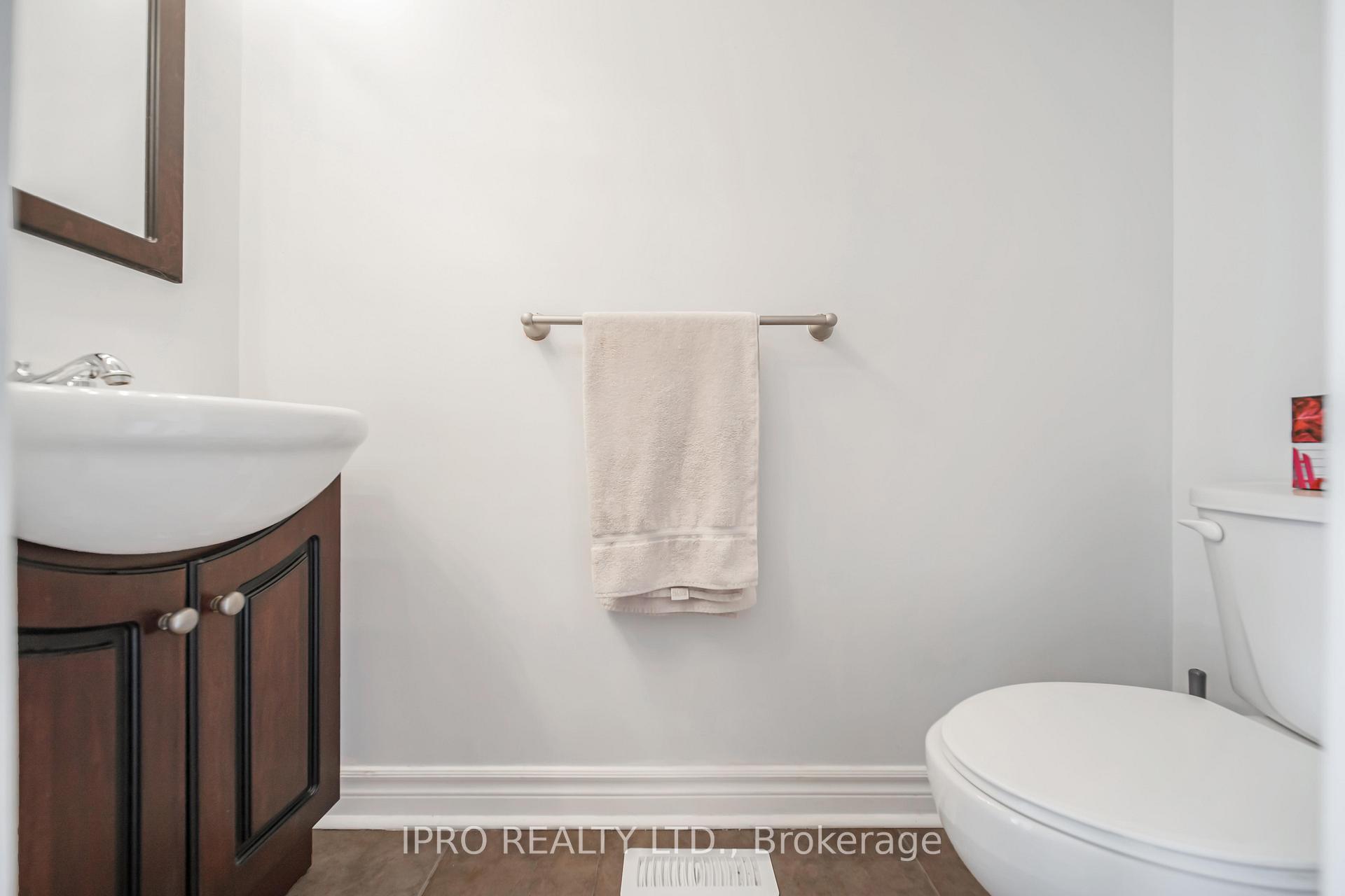 Photo 17 of 14 Tindale Road, Brampton, Madoc — HOMEH