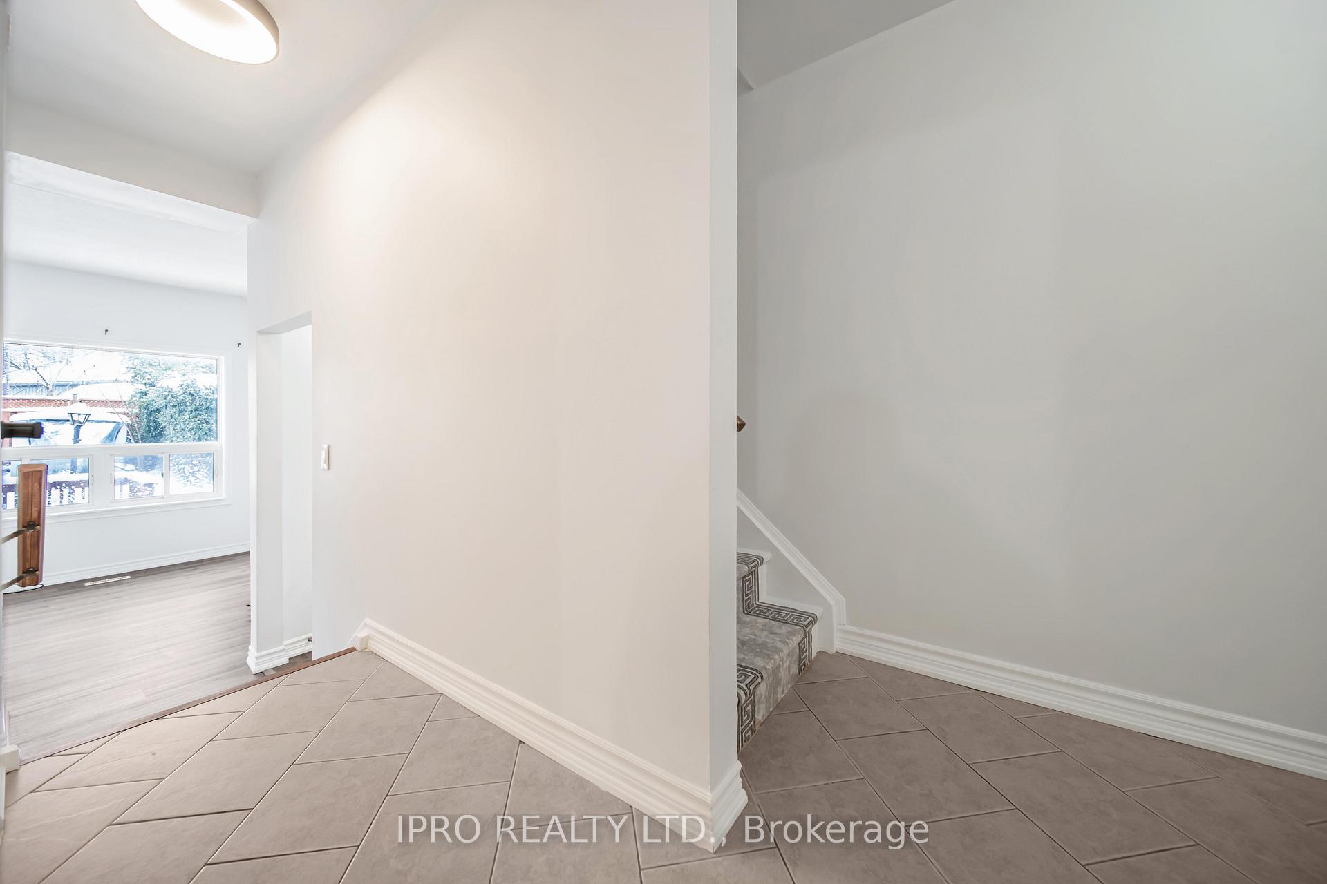 Photo 19 of 14 Tindale Road, Brampton, Madoc — HOMEH
