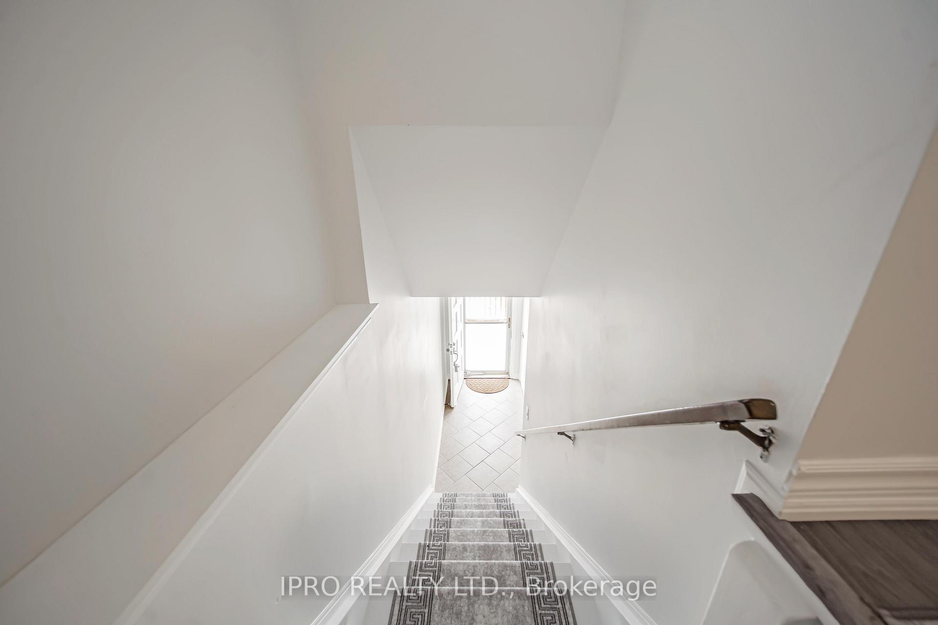 Photo 21 of 14 Tindale Road, Brampton, Madoc — HOMEH