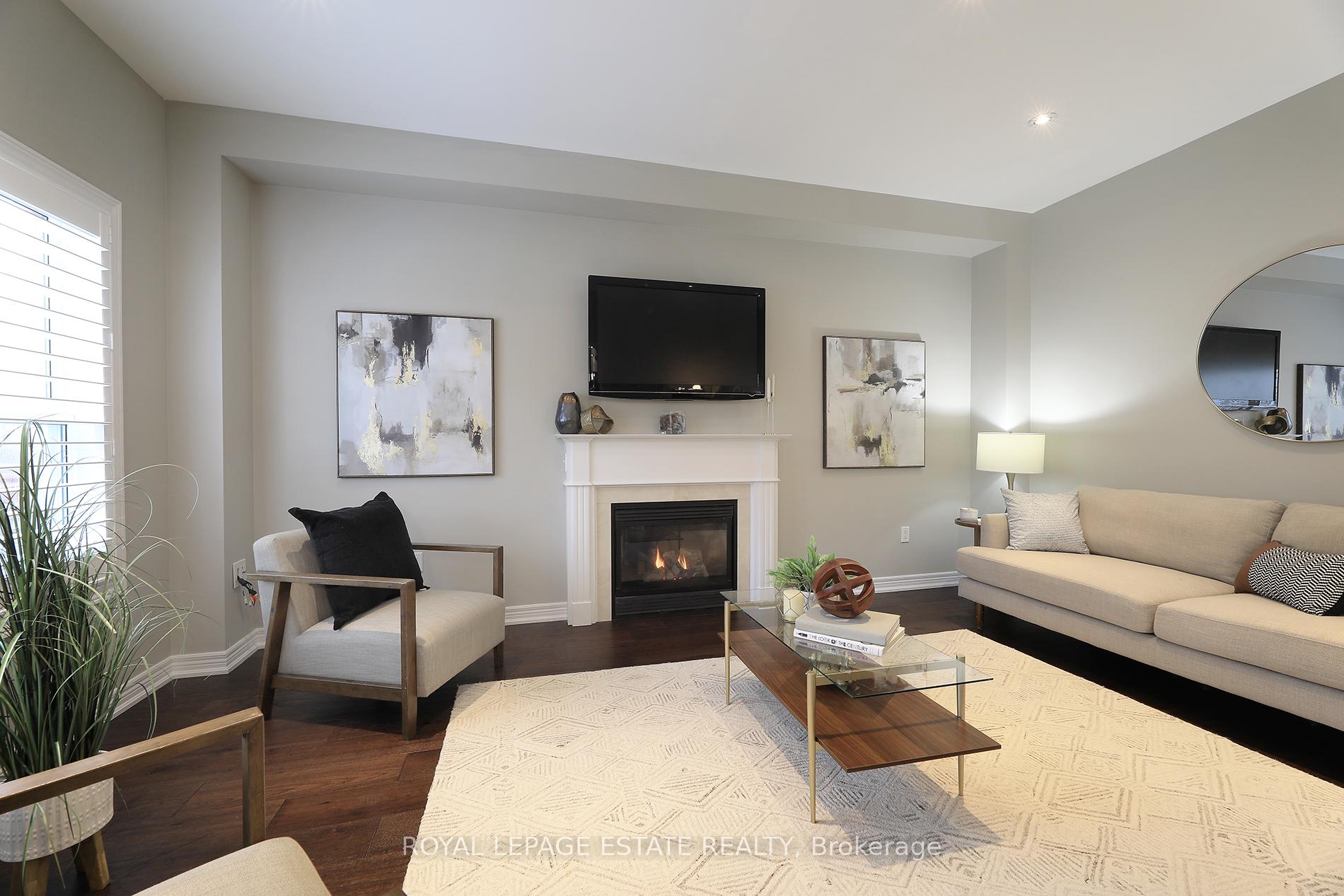 Photo 9 of 21 Senwood Street, Brampton, Fletcher's Meadow — HOMEH