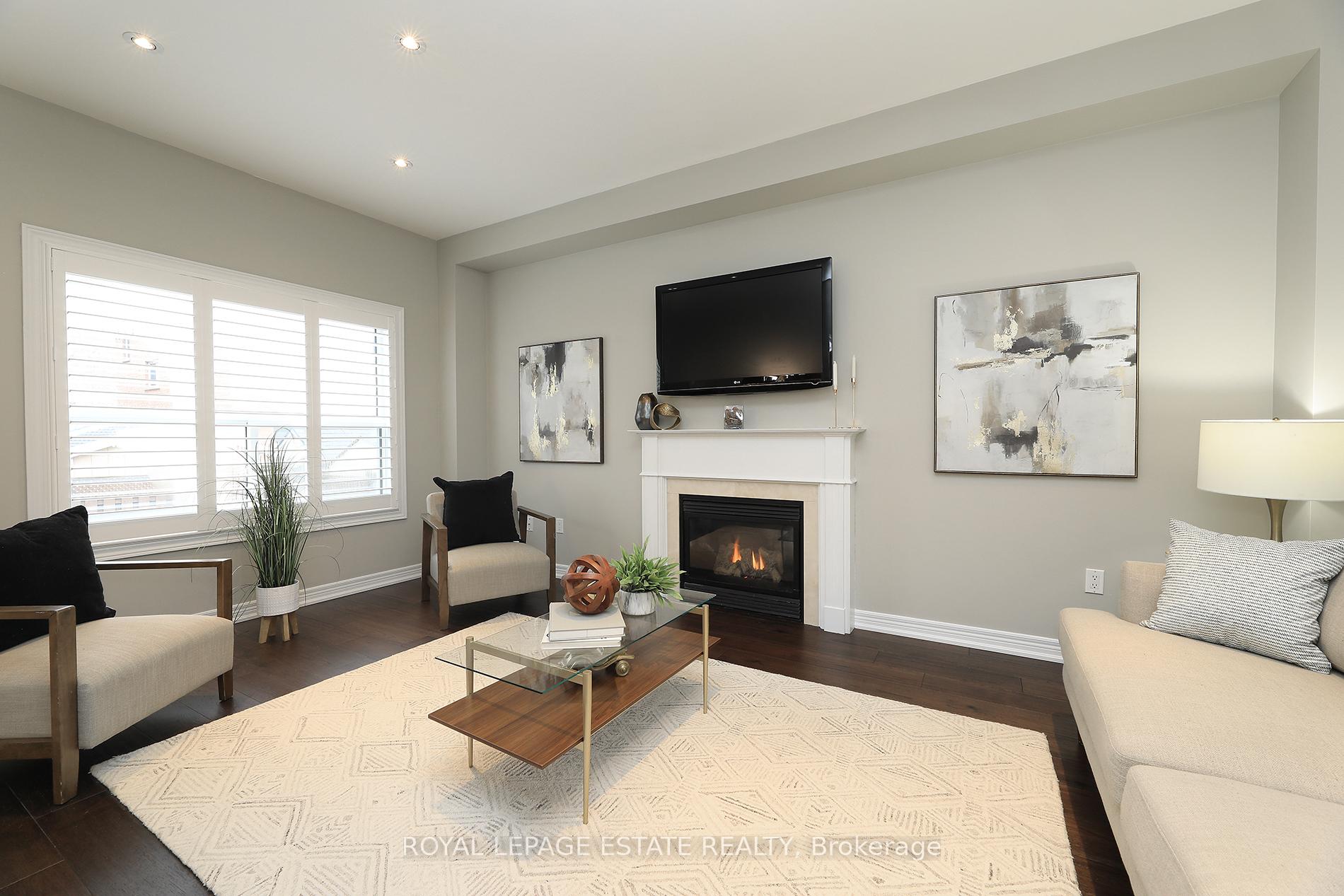 Photo 10 of 21 Senwood Street, Brampton, Fletcher's Meadow — HOMEH