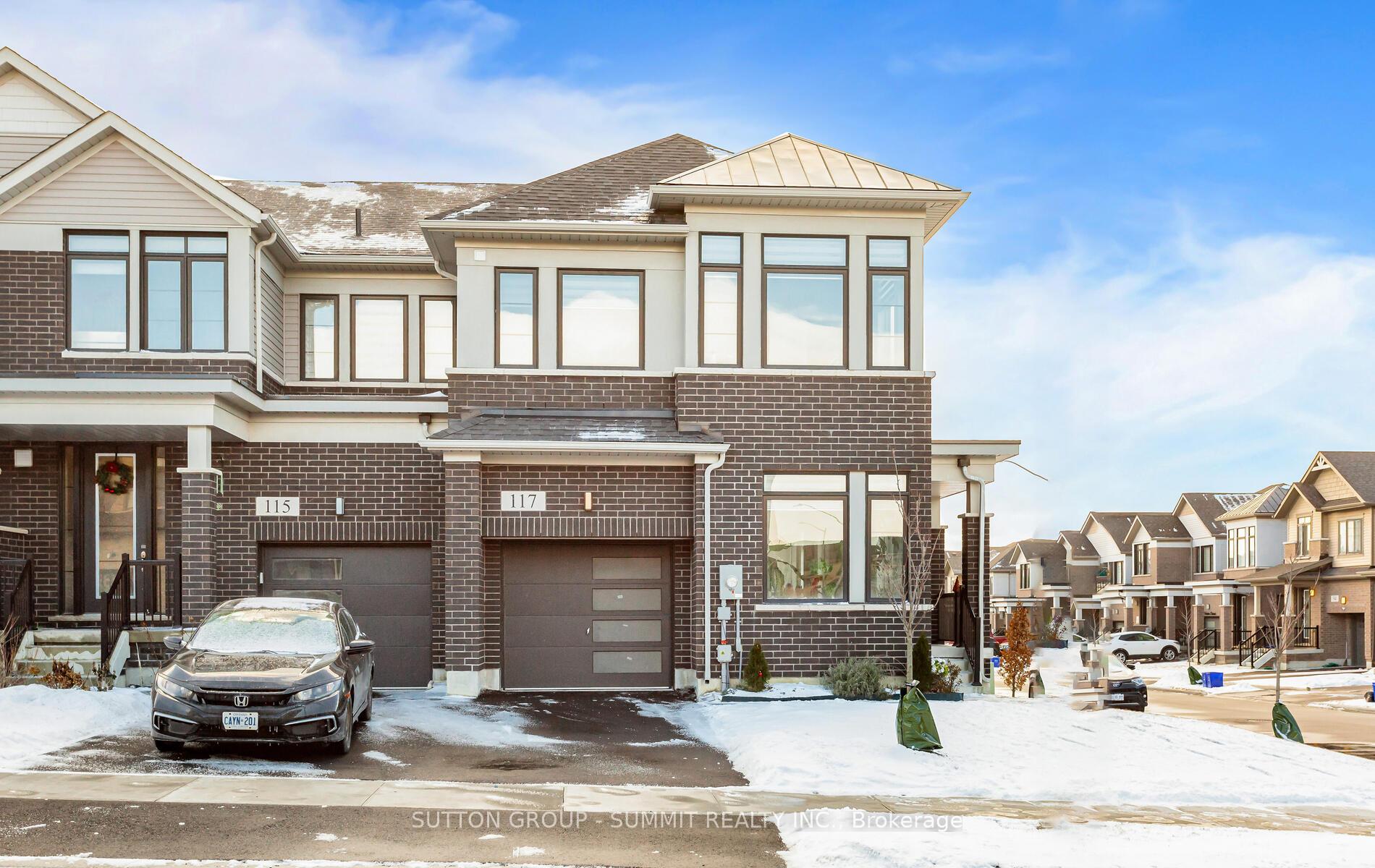 Photo 3 of 117 Yale Drive, Hamilton, Mount Hope — HOMEH