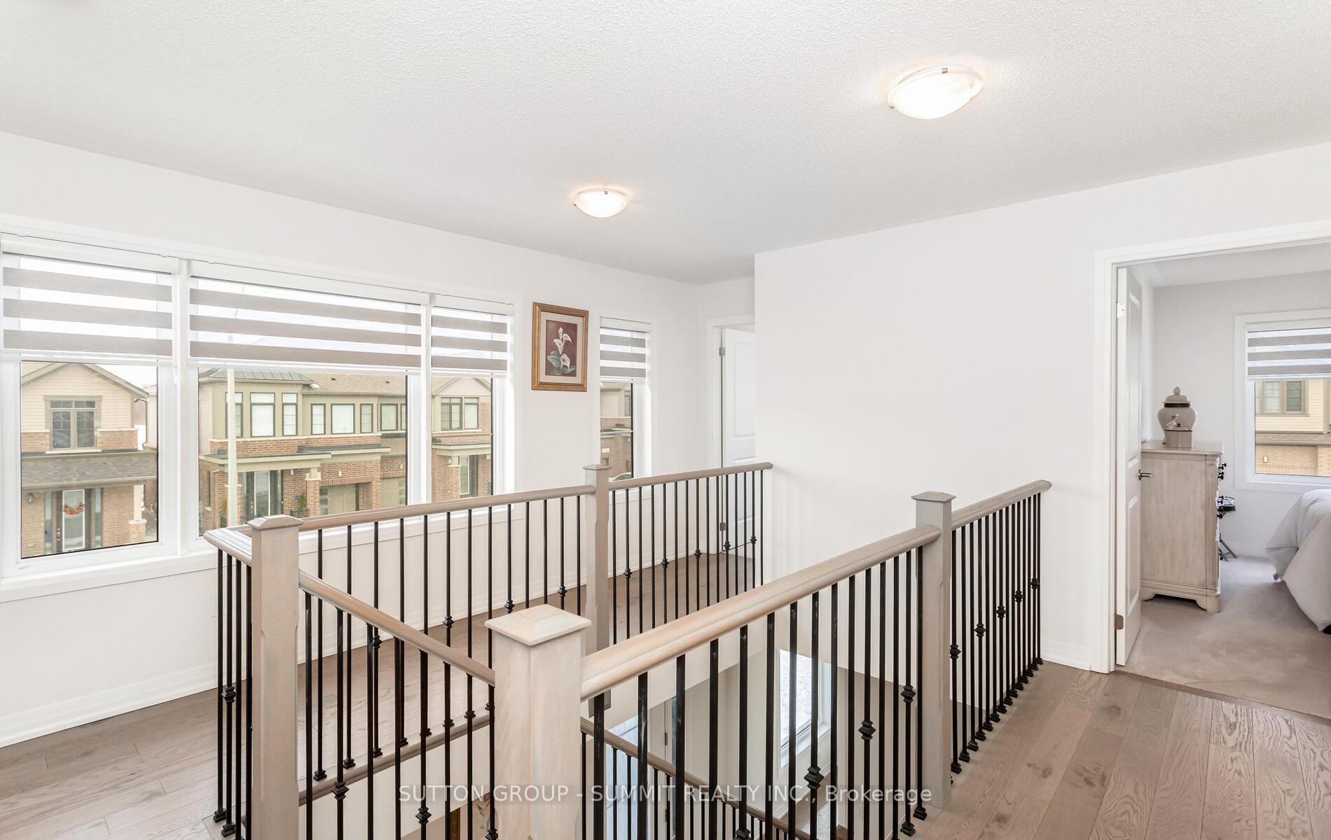 Photo 16 of 117 Yale Drive, Hamilton, Mount Hope — HOMEH