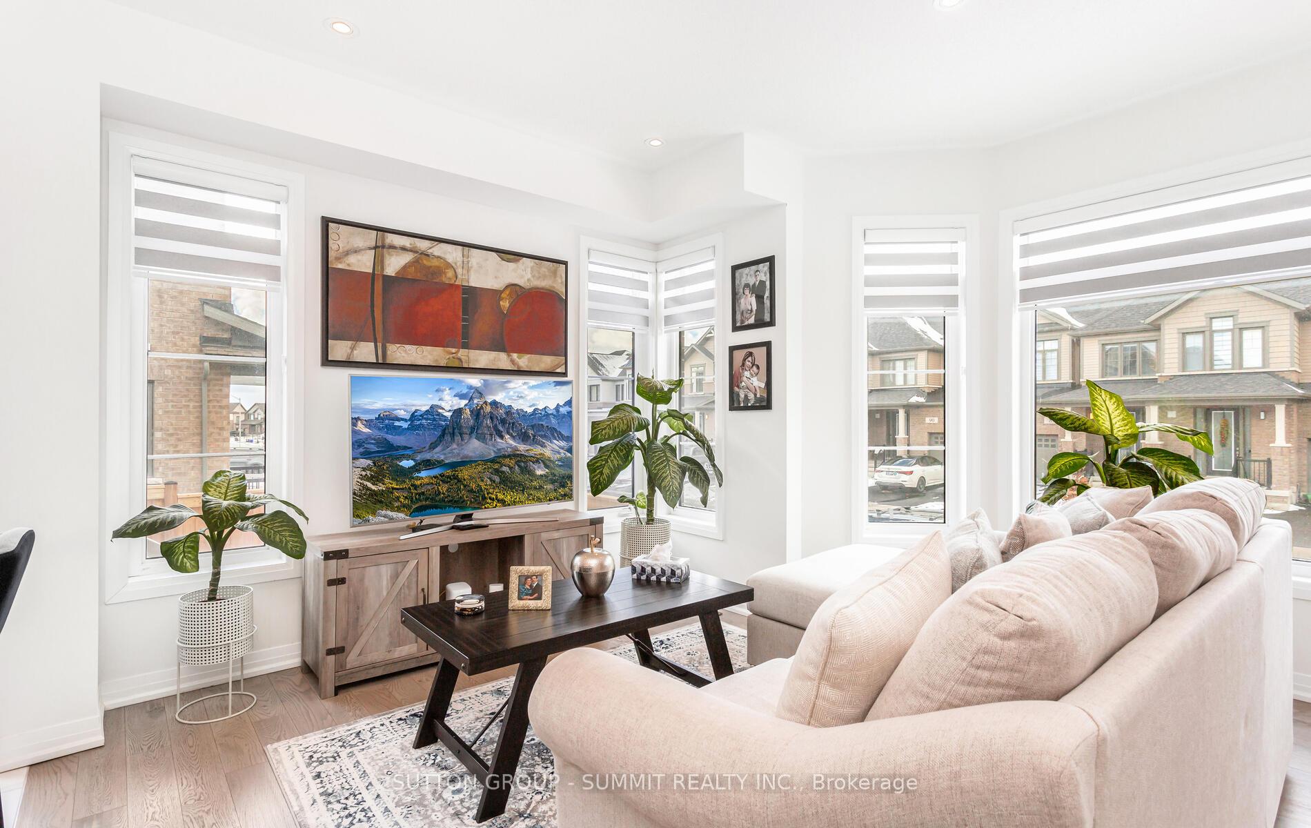Photo 31 of 117 Yale Drive, Hamilton, Mount Hope — HOMEH
