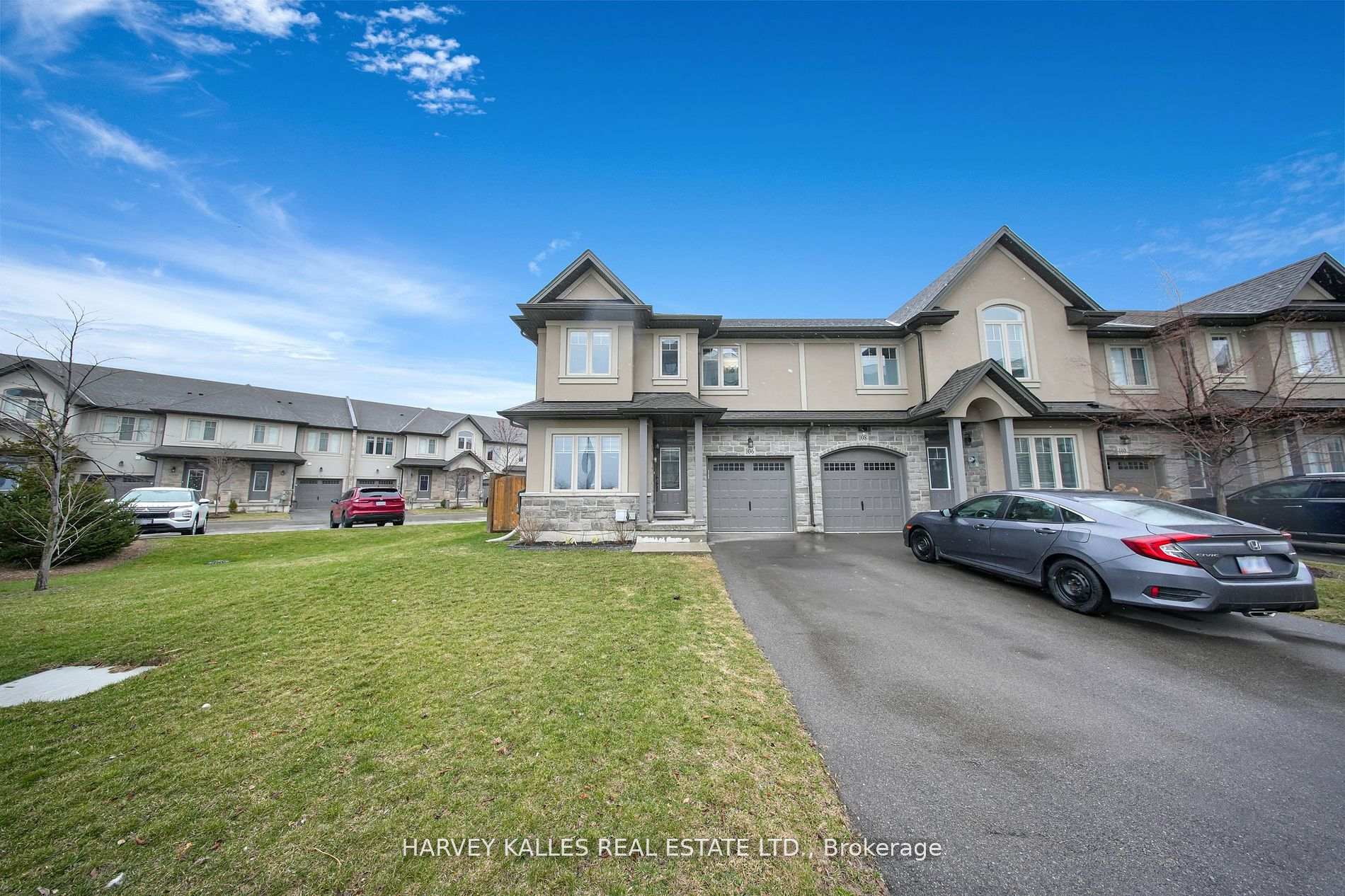 Photo 5 of 106 Shoreview Place, Hamilton, Lakeshore — HOMEH