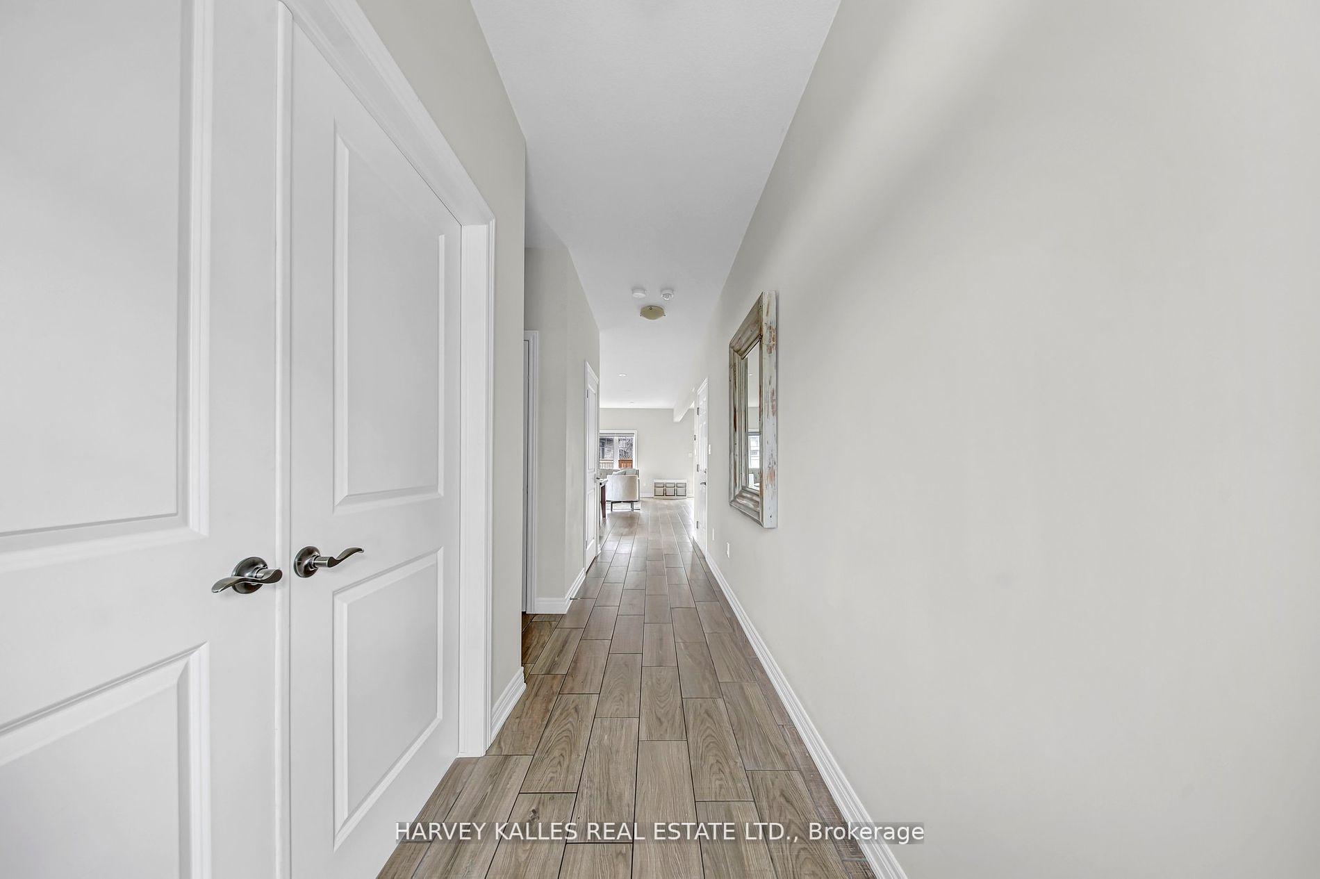 Photo 7 of 106 Shoreview Place, Hamilton, Lakeshore — HOMEH
