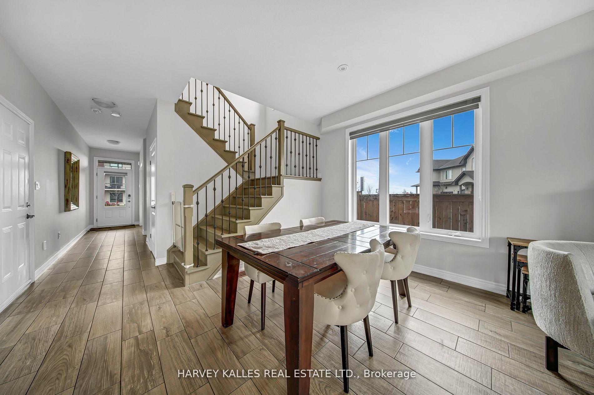Photo 9 of 106 Shoreview Place, Hamilton, Lakeshore — HOMEH