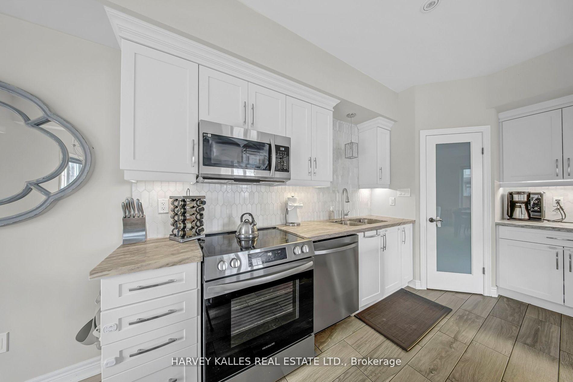 Photo 14 of 106 Shoreview Place, Hamilton, Lakeshore — HOMEH