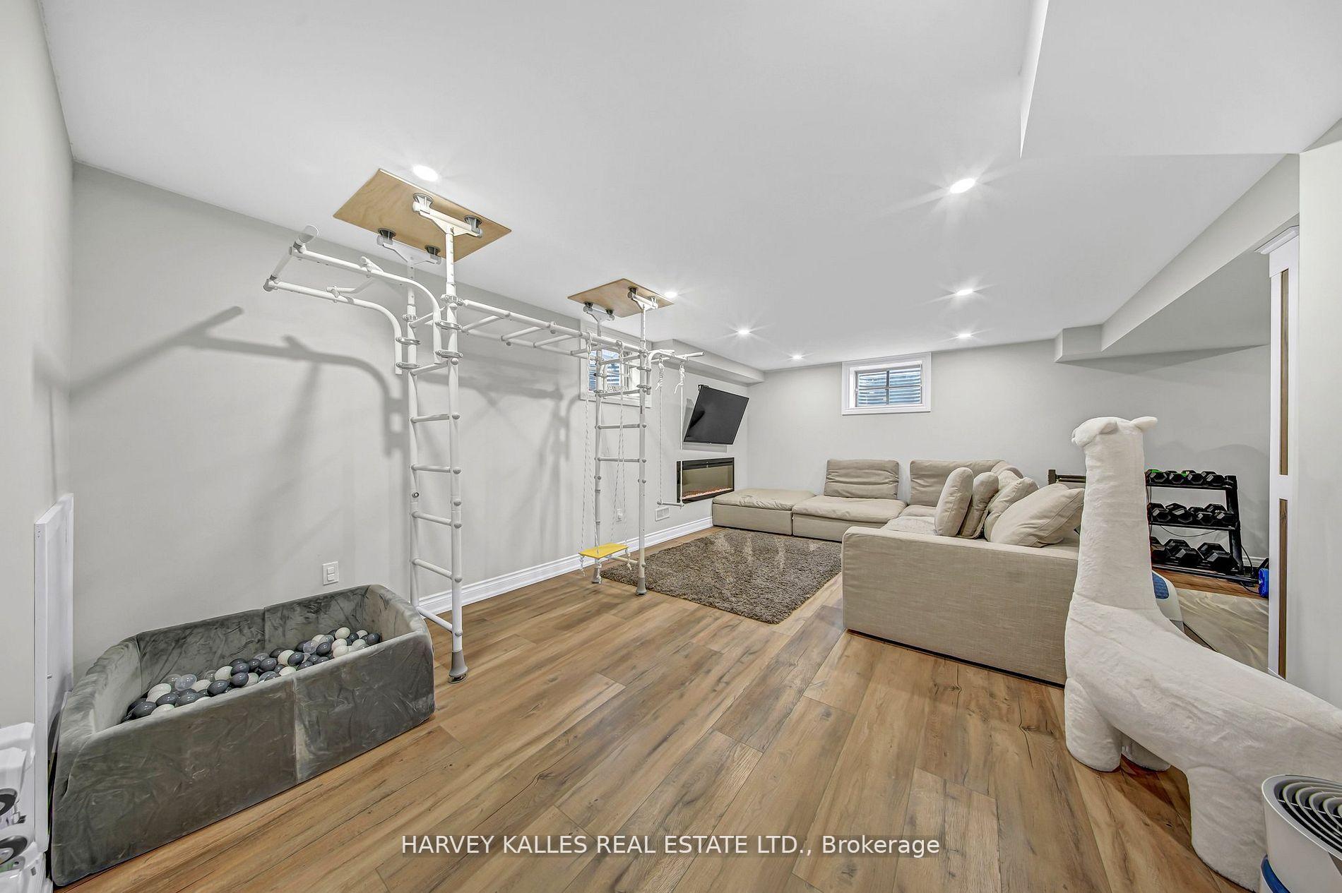 Photo 38 of 106 Shoreview Place, Hamilton, Lakeshore — HOMEH