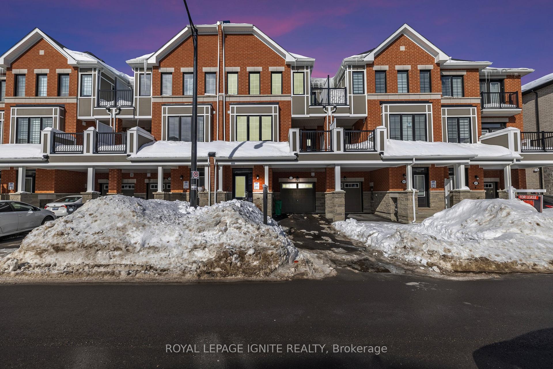 Photo 7 of 165 Keppel Circle, Brampton, Northwest Brampton — HOMEH
