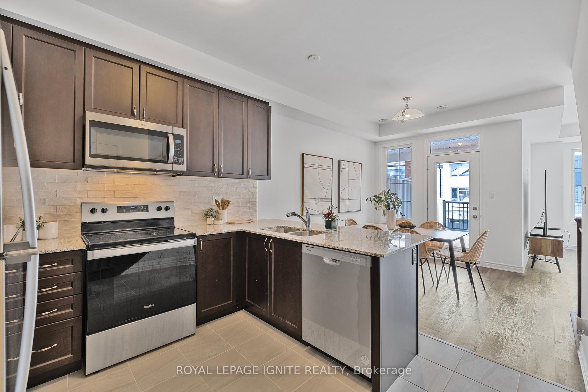 Photo 45 of 165 Keppel Circle, Brampton, Northwest Brampton — HOMEH