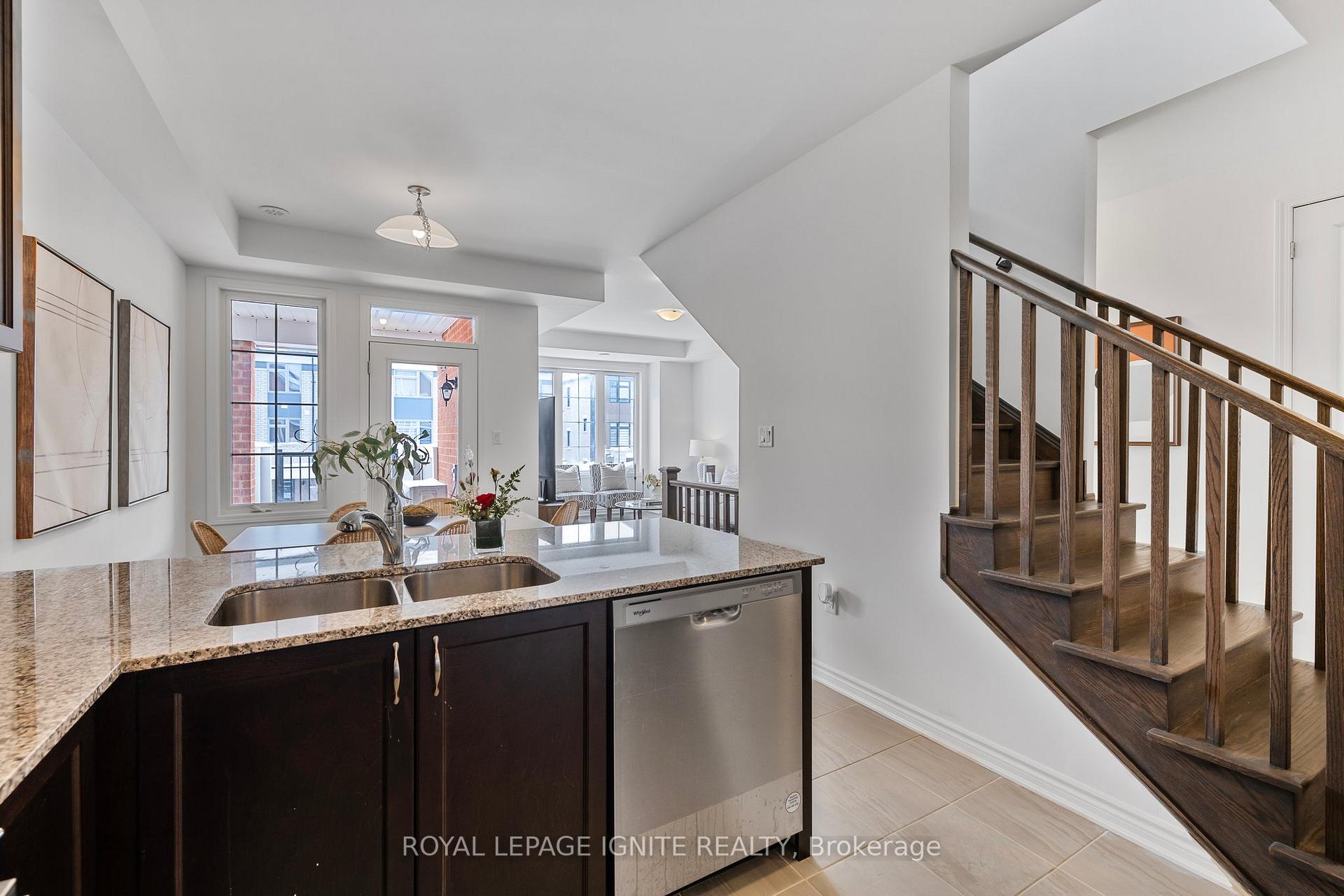 Photo 46 of 165 Keppel Circle, Brampton, Northwest Brampton — HOMEH