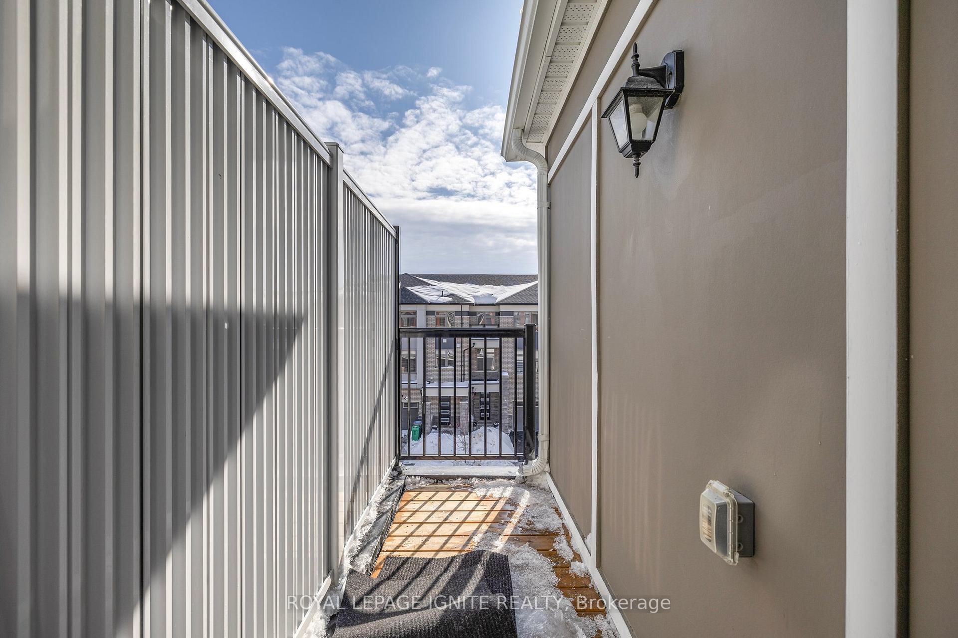 Photo 23 of 165 Keppel Circle, Brampton, Northwest Brampton — HOMEH