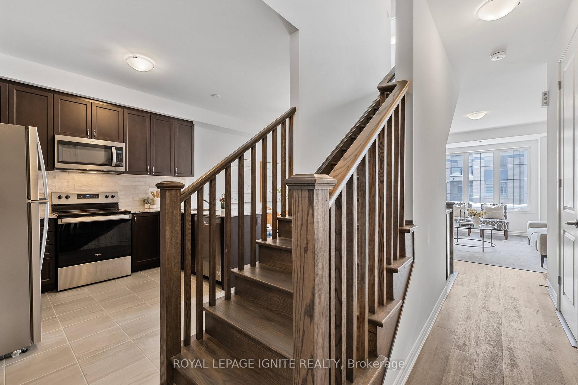 Photo 67 of 165 Keppel Circle, Brampton, Northwest Brampton — HOMEH