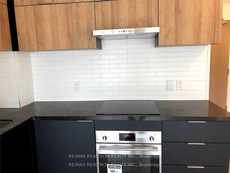 Photo 3 of Unit 1110, 8 Rouge Valley Drive, Markham, Unionville — HOMEH