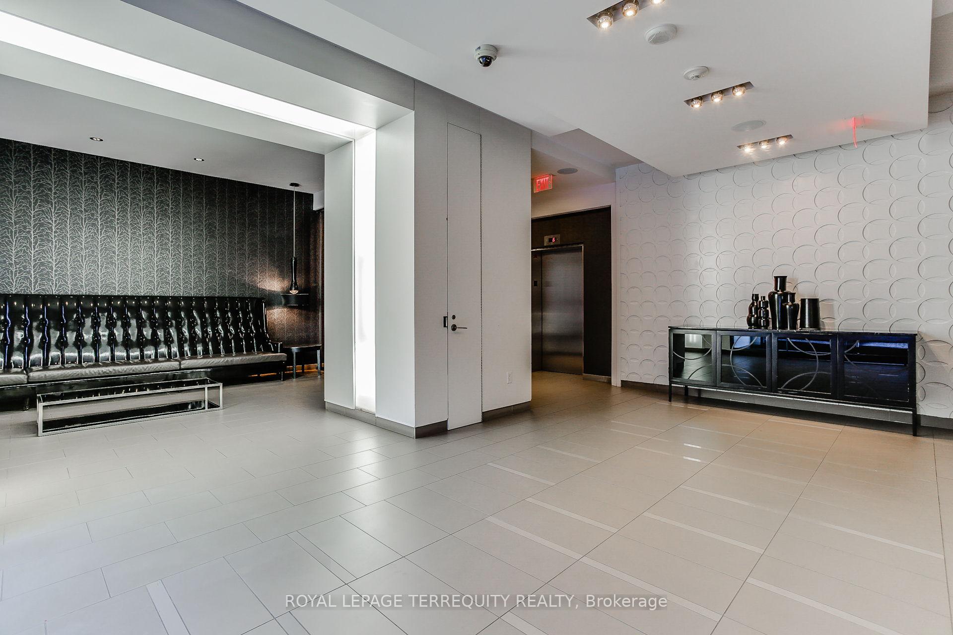 Photo 5 of Unit 1126, 560 Front Street W, Toronto, Waterfront Communities — HOMEH