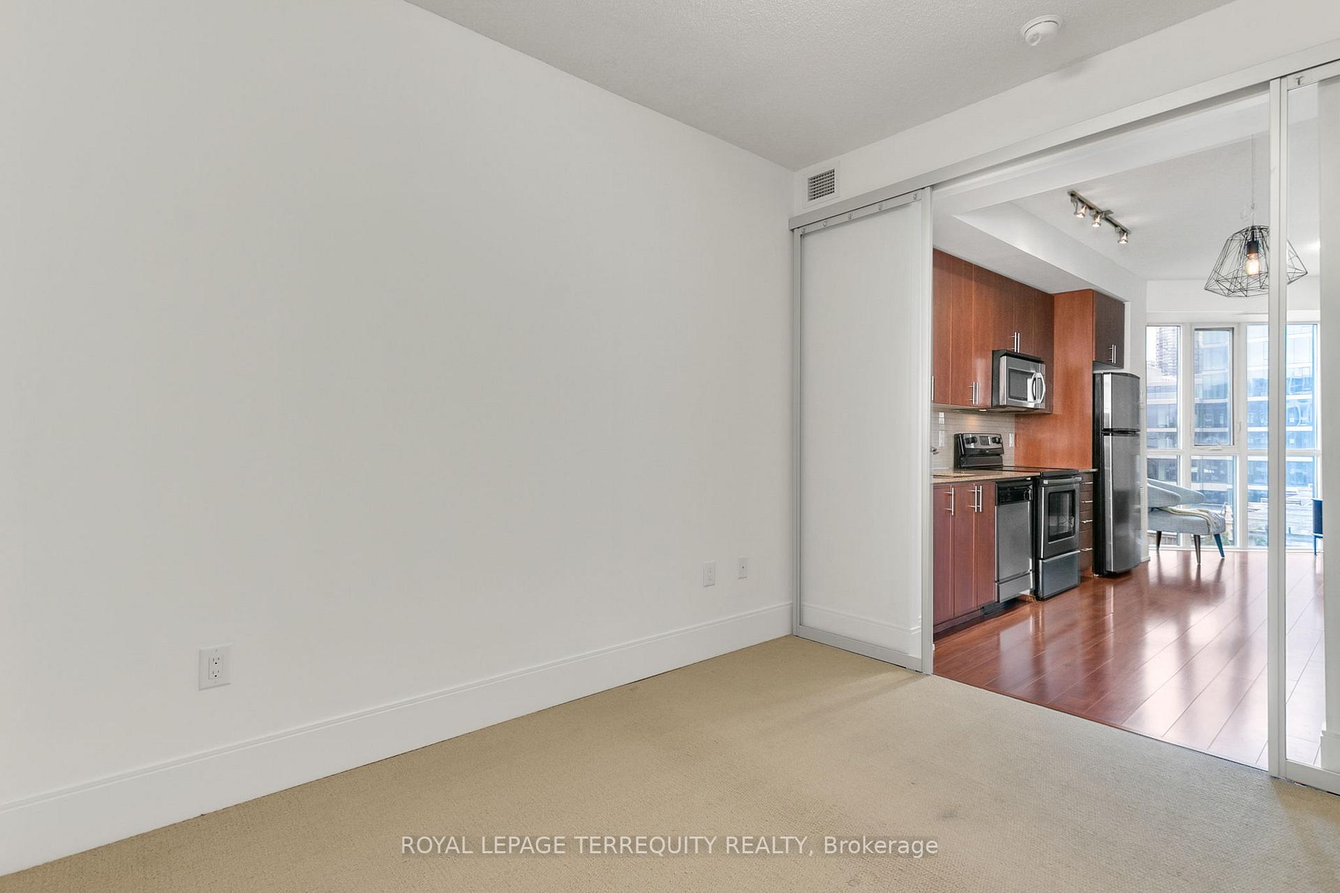 Photo 18 of Unit 1126, 560 Front Street W, Toronto, Waterfront Communities — HOMEH