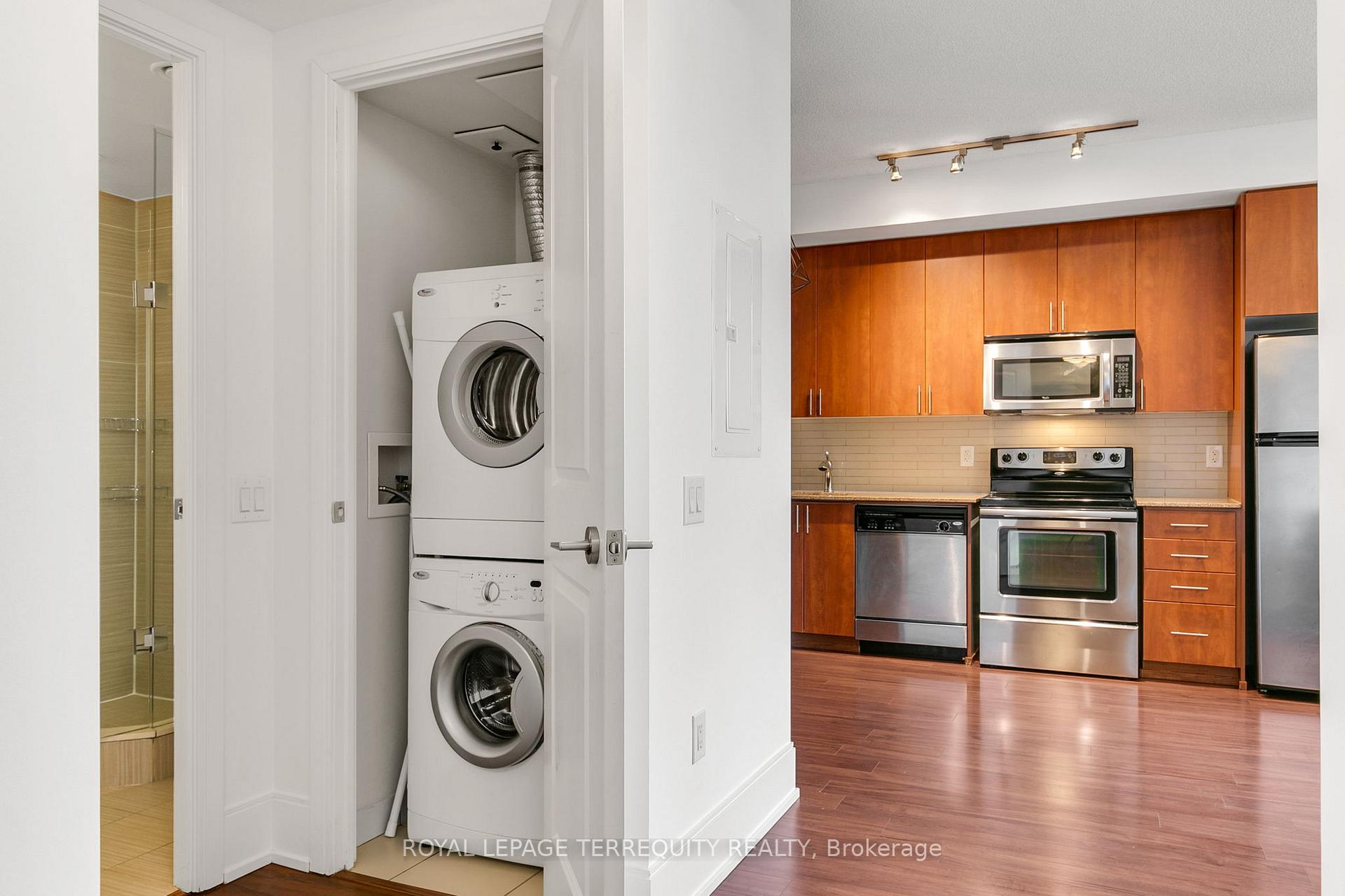Photo 21 of Unit 1126, 560 Front Street W, Toronto, Waterfront Communities — HOMEH
