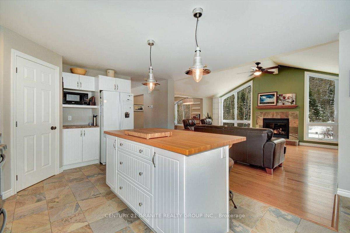 Photo 33 of 147 Airport Road, Faraday — HOMEH