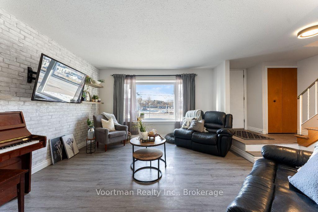 Photo 5 of 1085 Upper Wellington Street, Hamilton, Bruleville — HOMEH