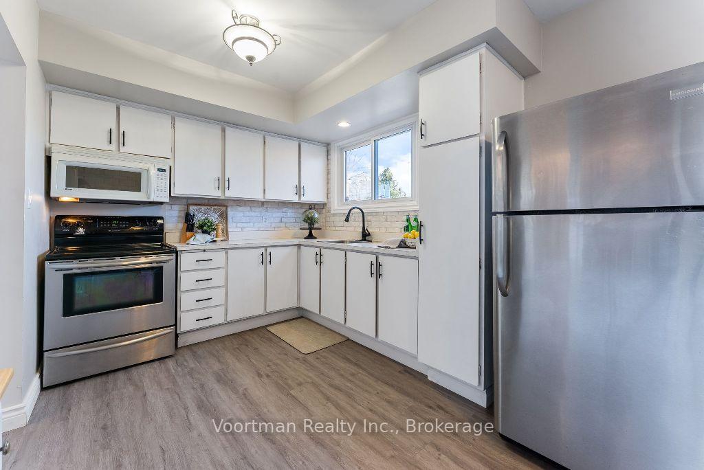 Photo 6 of 1085 Upper Wellington Street, Hamilton, Bruleville — HOMEH