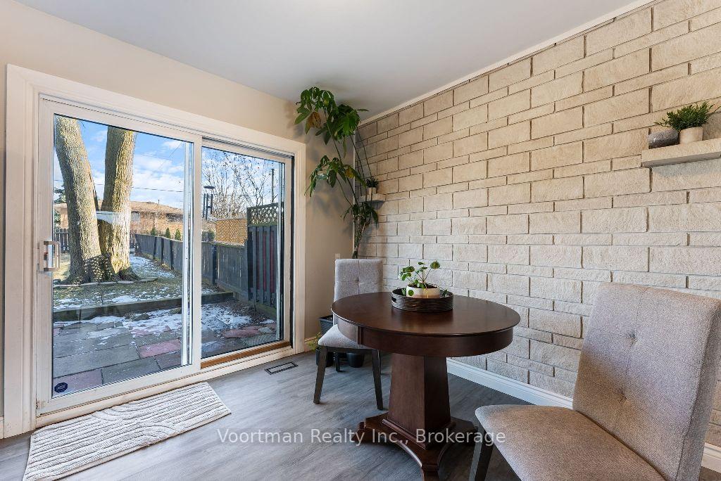 Photo 10 of 1085 Upper Wellington Street, Hamilton, Bruleville — HOMEH