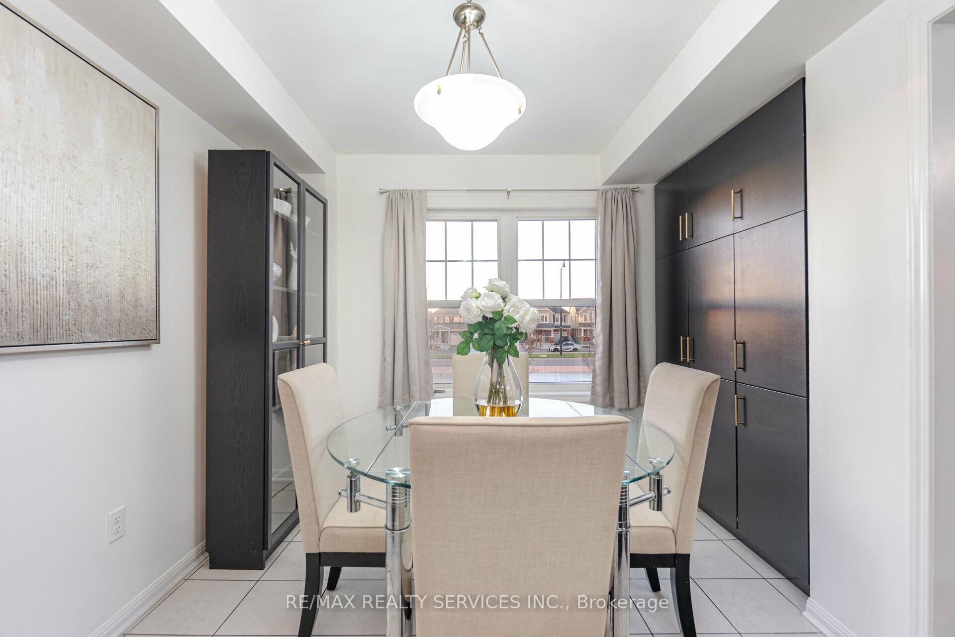 Photo 15 of 41 Betterton Crescent, Brampton, Northwest Brampton — HOMEH