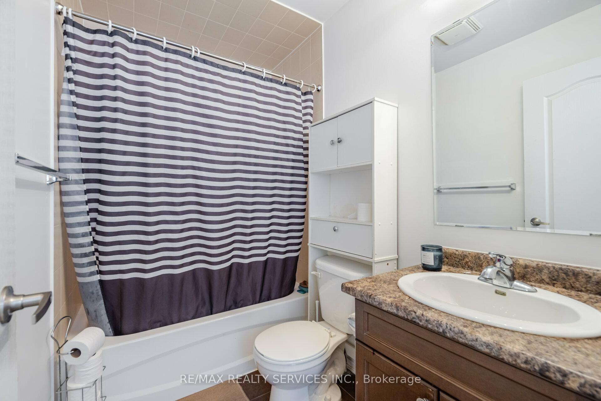 Photo 31 of 41 Betterton Crescent, Brampton, Northwest Brampton — HOMEH