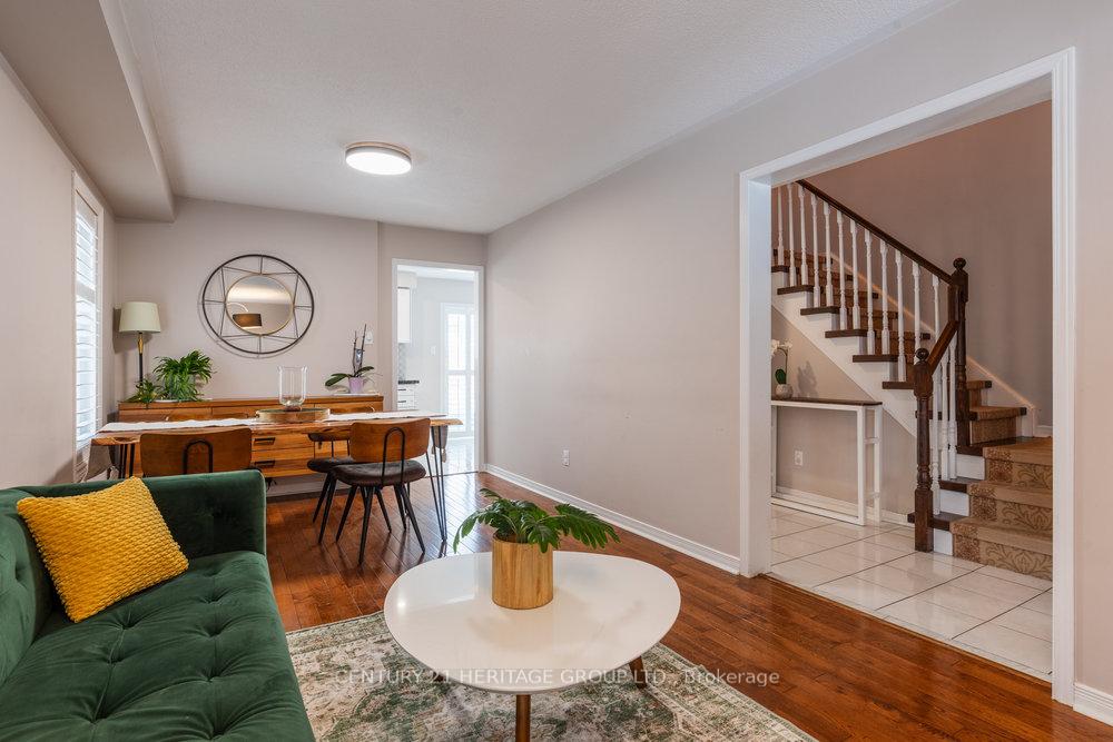 Photo 5 of 66 Fellowes Crescent, Hamilton, Waterdown — HOMEH