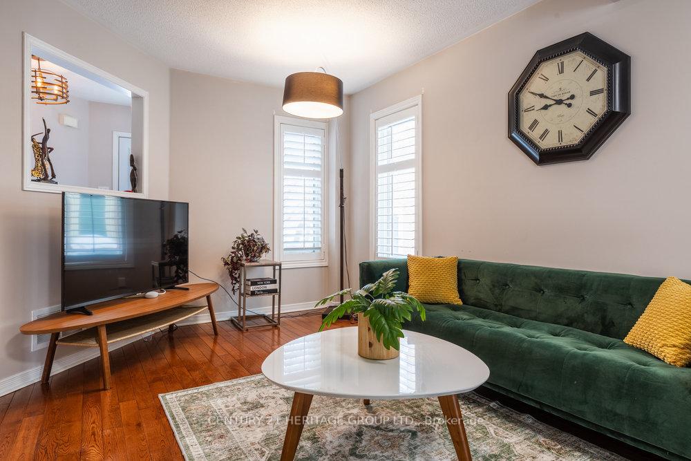 Photo 7 of 66 Fellowes Crescent, Hamilton, Waterdown — HOMEH