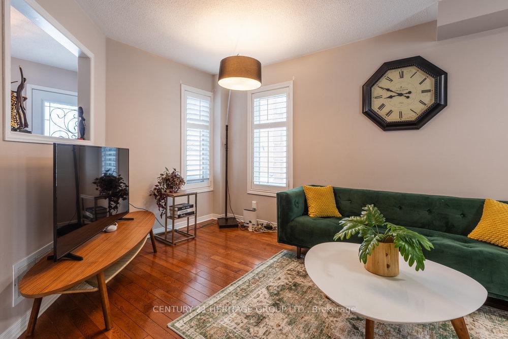 Photo 8 of 66 Fellowes Crescent, Hamilton, Waterdown — HOMEH